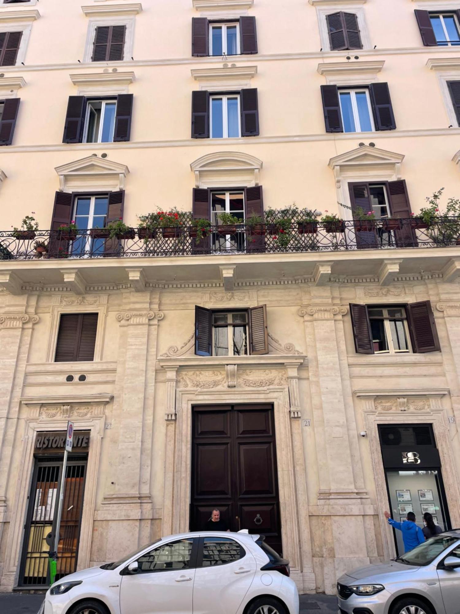 Stylish 1br, 2bath Castel Sant'angelo 6a Rome