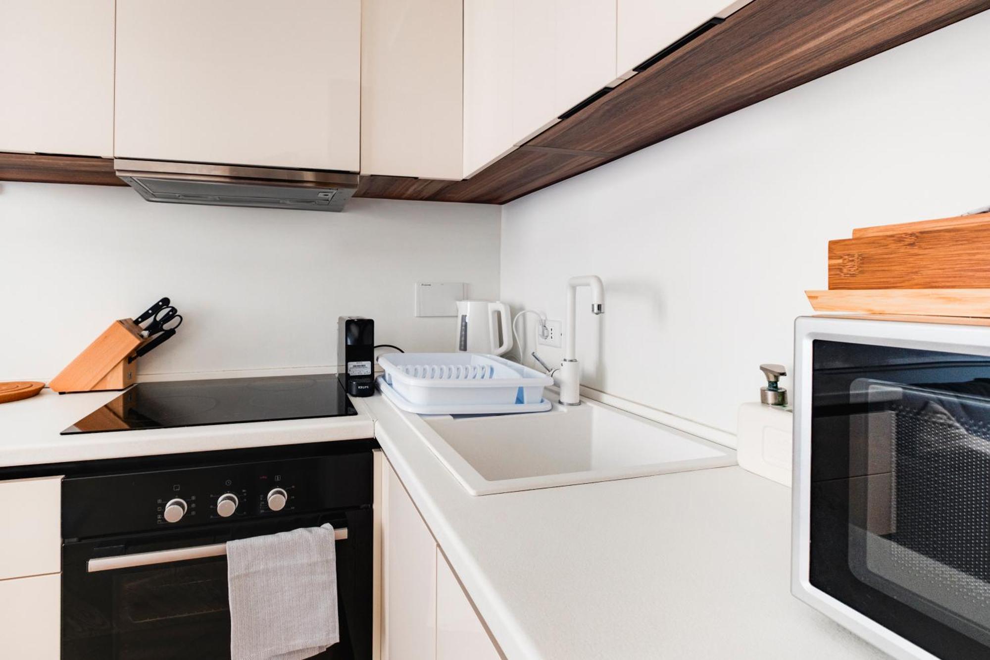Apartment Stylish 1br, 2bath Castel Sant'angelo 6a